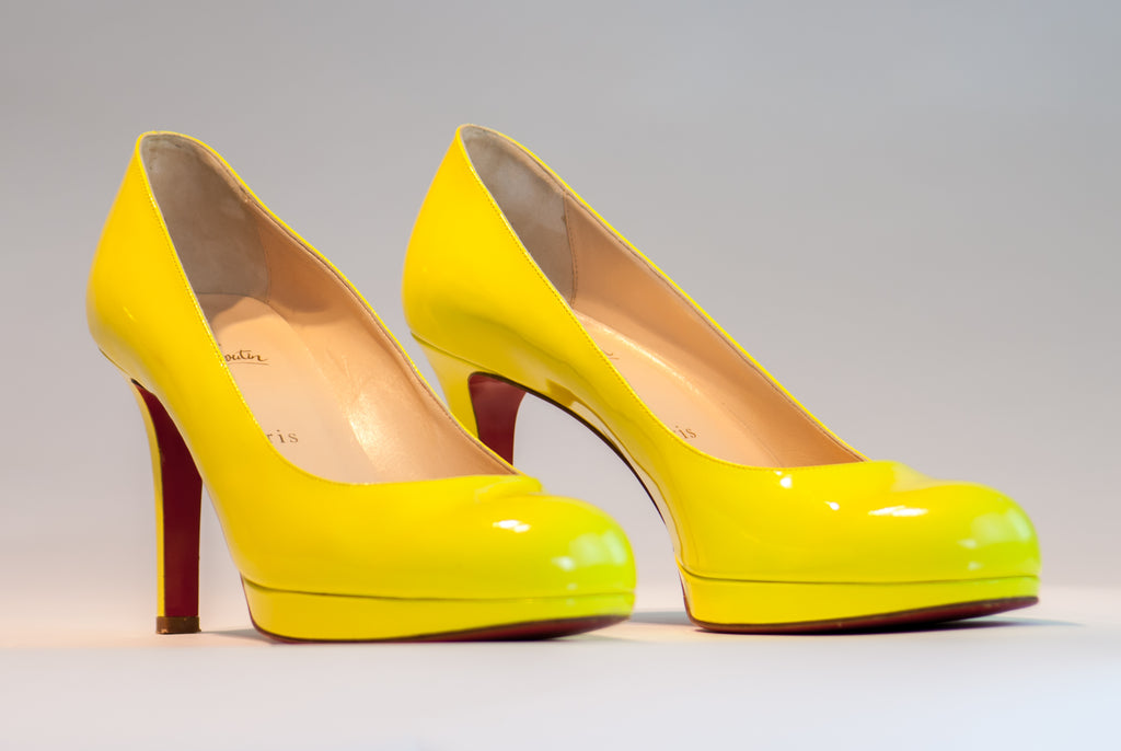 Simple pump yellow patent Louboutins